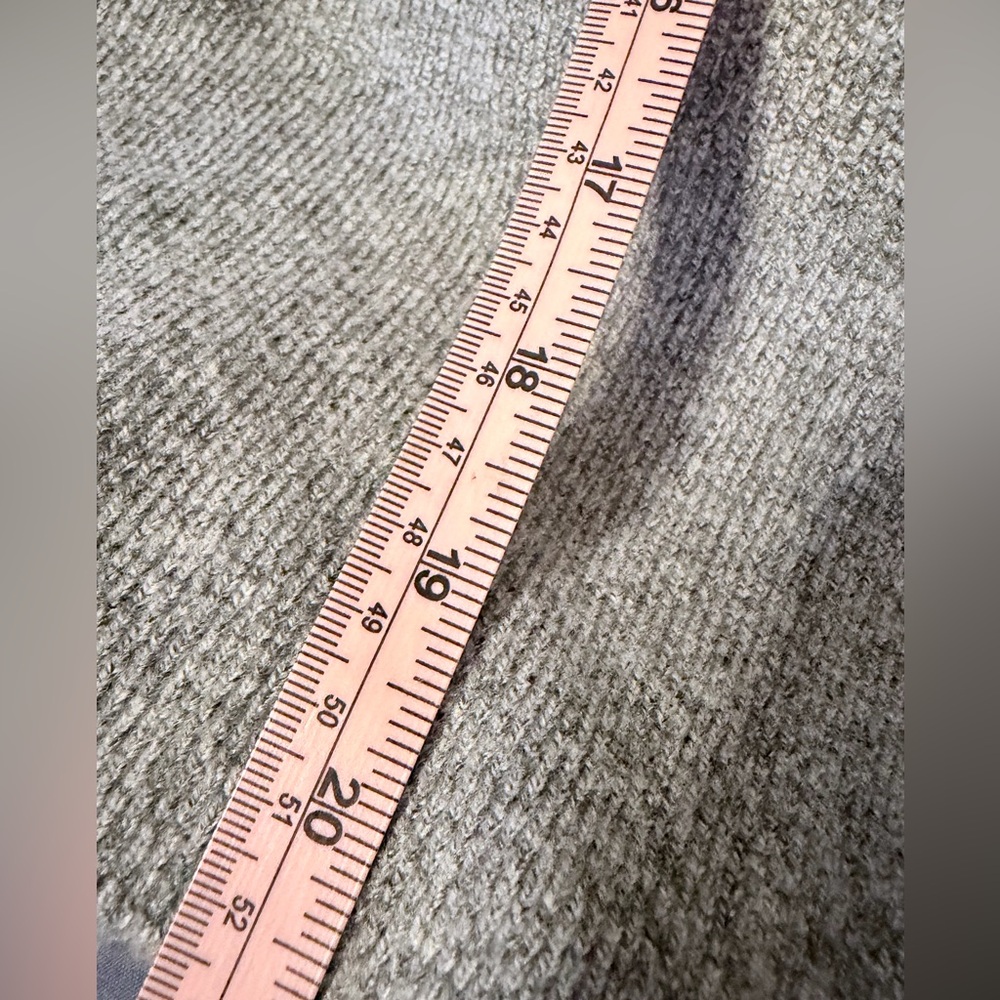 Zara Light Gray Knit cardigan sweater - Picture 8 of 10